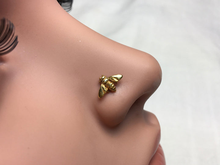 14 Karat Solid Gold Bee Nose Stud