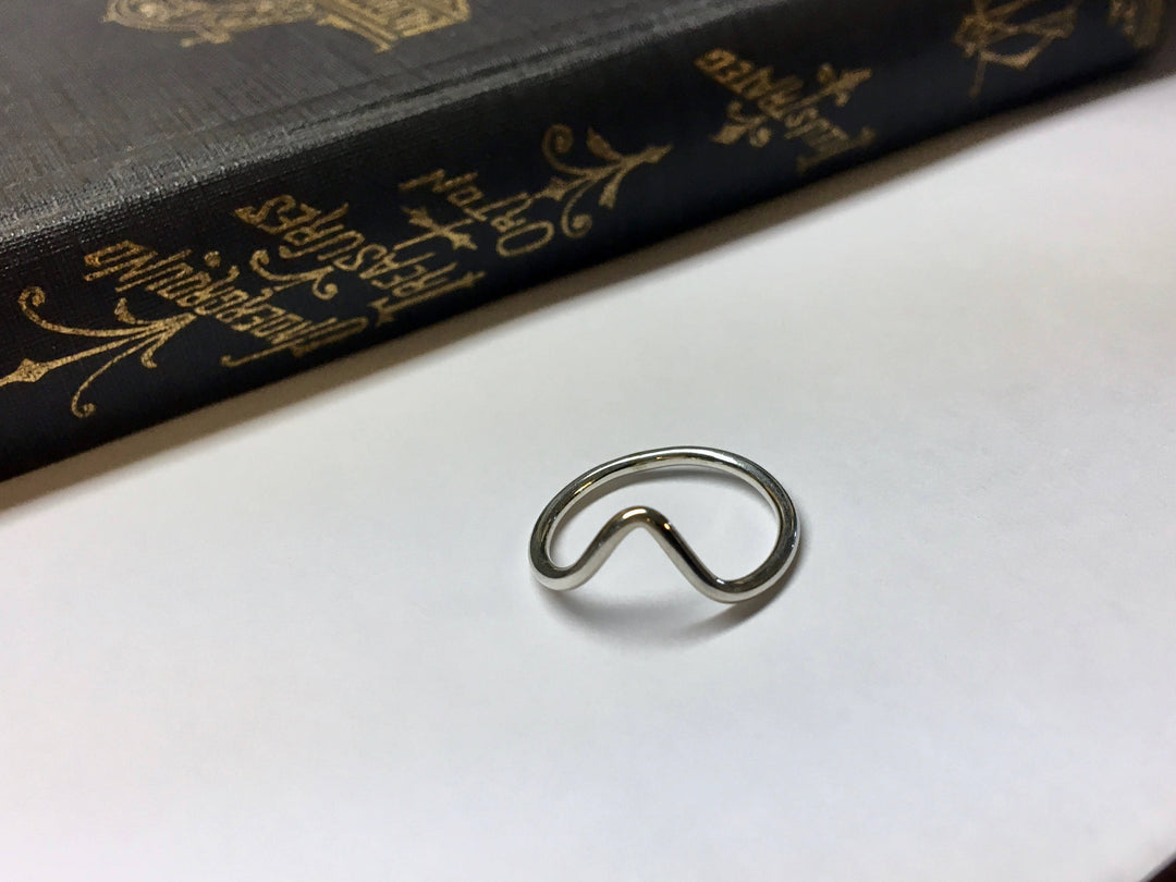 Arched Ring Round Band in Sterling Silver