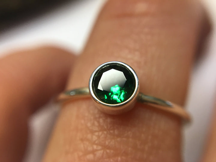 Emerald Ring 5mm